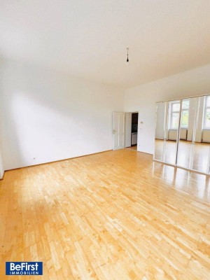 Helle 2 Zimmer Altbauwohnung in ruhiger Lage von Stadtlau