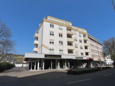 Möblierte, altersgerechte Wohnung mitten in der Stadt