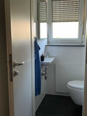 Moderne 4-Zimmer Wohnung mit Balkon im 1. OG in Leonberg