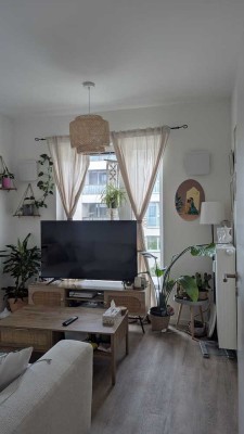 2 Zimmer Wohnung mit Balkon in Erfurt-Krämpfervorstadt