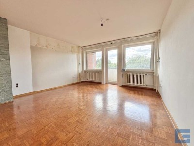 Raum für Träume! 3-Zimmer-Wohnung im 4. OG wartet auf neuen Glanz! - Kiel-Ellerbek