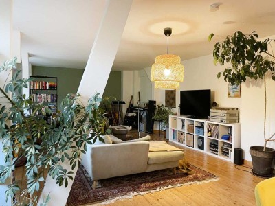 Loft gewünscht? Das besondere Wohngefühl unweit der Saale! 1,5 Zimmer am Reichardts Garten...