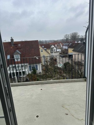 Helle 85 m² Maiosenette-Wohnung mit 2 Balkonen & 2 TG-Stellplätzen – Nachmieter gesucht