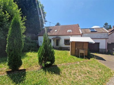 Generationenhaus  mit Garten / Garage in Waldrandlage Nonnweiler/Braunshausen zu verkaufen