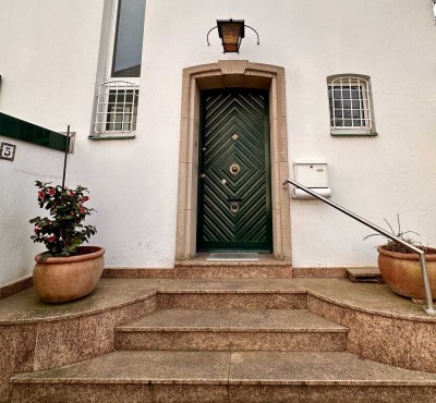 Klassische Stadtvilla in urbaner Lage von Düsseldorf-Lohausen