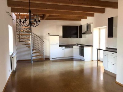 2,5-Zimmer-Maisonettewohnung mit Einbauküche