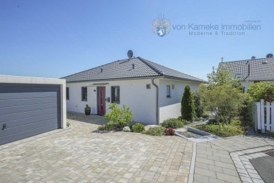 Wohnen auf einer Ebene – Barrierefreier Bungalow (KFW 40+) mit Wohlfühlgarten in ruhiger Lage