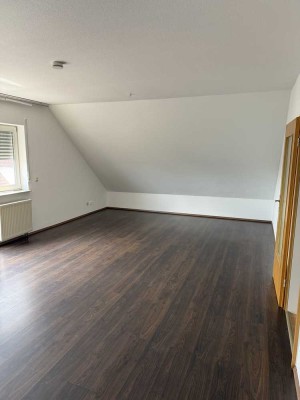 Schöne neu renovierte Wohnung - 110 m²