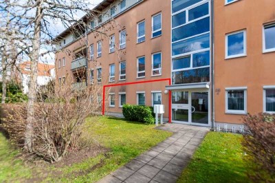 Blasewitz - 3-Zimmer-Wohnung mit Terrasse, kl. Gartenanteil und 2 TG-Stellplätzen