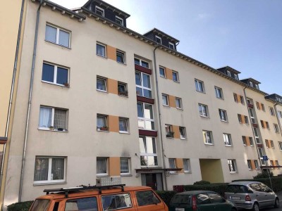 Gemütlich geschnittene 1-Zimmer-Wohnung mit Balkon in zentraler Lage zu vermieten!