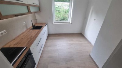 3 Zimmer Erdgeschosswohnung in Neuengönna mit Garage