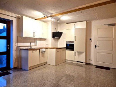 Attraktive Einzimmerwohnung mit Einbauküche eignet sich optimal für einen Single...