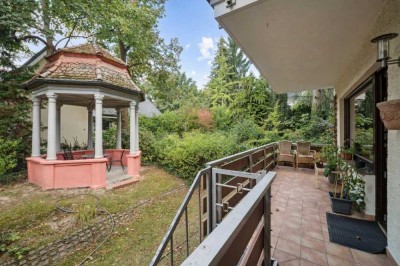 voll mobilierte 4-Zimmer Wohnung mit Balkon und Garten in Berlin Lichtefelde West - VB