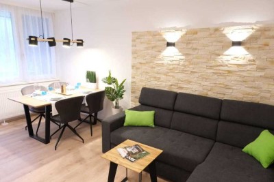 Exklusive, gepflegte 1,5-Raum-Wohnung mit Balkon und Einbauküche in Burgkirchen an der Alz