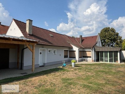 Traumhafter Bungalow mit großem sonnigen Garten in Gattendorf