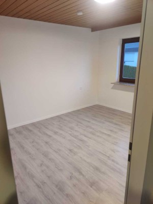 Freundliche 3-Zimmer-Wohnung mit Balkon in Wüstenrot