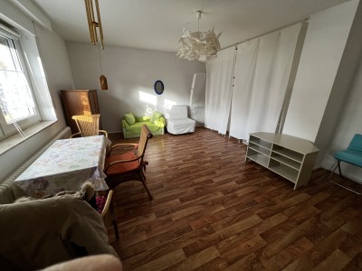 Helle, zentrale, gut vermietbare Wohnung