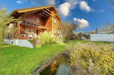 Charmantes Eigenheim mit Pool und stilvollen Details