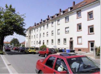 87.04 Schöne 3 ZKB Wohnung Waisenhausstraße 12 in Pirmasens