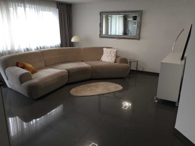 Moderne Möbilierte 2-Zimmerwohnung mit 2 Balkonen, Einbauküche und Klimaanlage in Walldorf