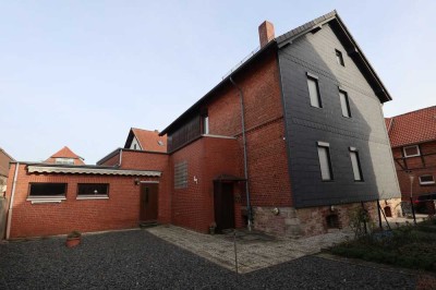 Preissenkung - Generationenhaus oder großes Einfamilienhaus in der Nähe des Heesebergs