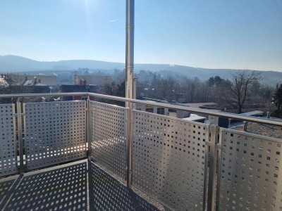 SEHR SCHÖNE WOHNUNG MIT TERRASSE IM ZENTRUM