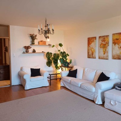 Große 3 Zimmer Wohnung nähe Lech-Park in Augsburg