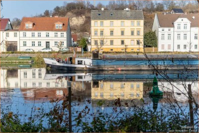 Direkter Wasserzugang - Tolle 3 Zimmer Wohnung im gerade renovierten Altbau am Oder-Havel-Kanal