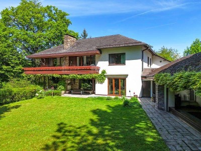 Städtische Alleinlage: Grüne Oase mit Wald im Linzer Zentrum!
