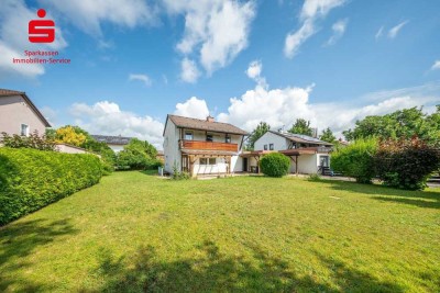 Sanierungsbedürftiges Einfamilienhaus mit Ausbaureserve und zusätzlicher Baumöglichkeit