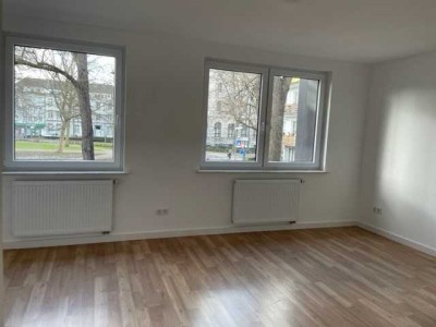 Schicke, sanierte 2 Zimmer Wohnung
