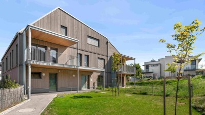 Bezugsfertige, neue 4 Zi Wohnung mit traumhaftem Fernblick, 16m² Balkon, exklusiv und ökologisch nachhaltig, Gießhübl