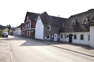 Romantisches, generalsaniertes Haus am Ybbsufer in Sonnenlage von Waidhofen