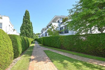 Exklusive, neuwertige Erdgeschosswohnung mit Garten in Bestlage von Hamburg-Nienstedten!