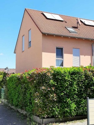 REH - mit viel Platz, helle Räume. Niedrige Energiekosten. Ländlich wohnen und alles in Reichweite.