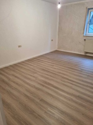 Schöne und gepflegte 2-Raum-Wohnung mit Balkon in Mömlingen