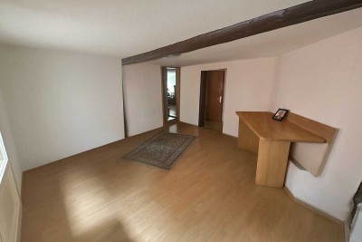 Zentrale Stadtwohnung mit Charme und Komfort in Friedberg