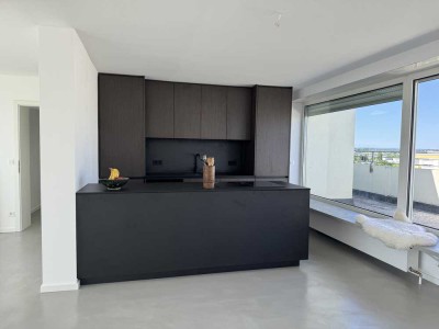 Exklusive Dachgeschosswohnung mit 2 Terrassen & Bergblick - Erstbezug nach Sanierung