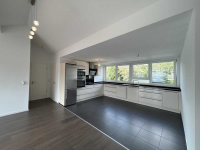 Moderne 4,5 Zimmerwohnung mit Traum-Ausblick
