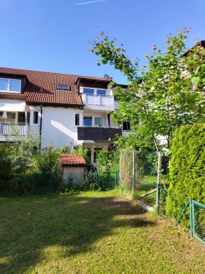 2-Zimmer-Dachgeschosswohnung mit offenem Dachstuhl - provisionsfrei!
