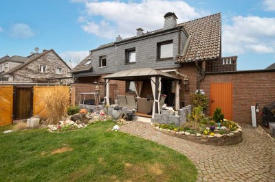 *Freiwerdend* Schlebusch: 
Charmante DHH mit Sonnengrundstück in familienfreundlicher Lage