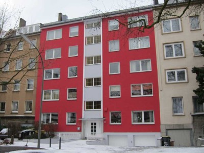 Grundrenovierte, auch kurzfristig bezugsfertige Stadtwohnung für eine oder zwei Personen