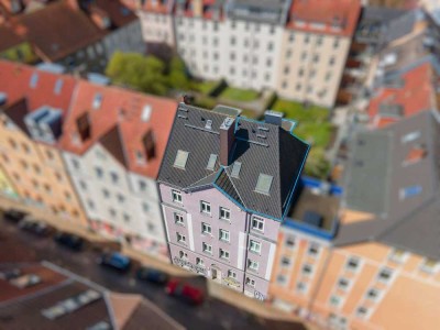 1-Zimmer-Eigentumswohnung im Dachgeschoss im Herzen der KTV