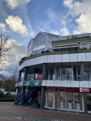 Exklusive, modernisierte 5-Zimmer-Wohnung mit Balkon und Einbauküche in Delmenhorst