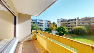 Top-Investment - Renovierte 2-Zimmer-Wohnung mit Balkon und Stellplatz!