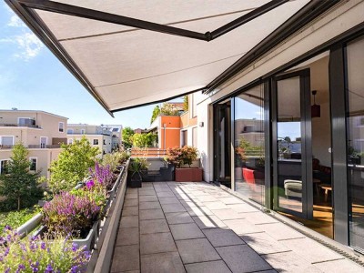 Traumhafte Wohnung mit großer Dachterrasse im Herzen von Fürstenfeldbruck! Neuwertig!