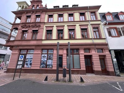 Helle 3,5 / 4-Zimmer Wohnung mit Balkon im 1 oder 2. OG in Neustadt Kernstadt