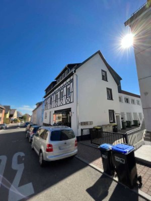 Vermietetes 4-Parteienhaus in Birkenfeld – Solide Kapitalanlage mit hoher Rendite