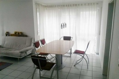 Wunderschöne 4-Zimmer-Wohnung mit Balkon und TG-Stellplatz!