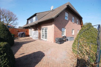 Doppelhaushälfte zur Eigennutzung zzgl. 2 Wohnungen – Ihre Chance auf ein flexibles Wohnkonzept